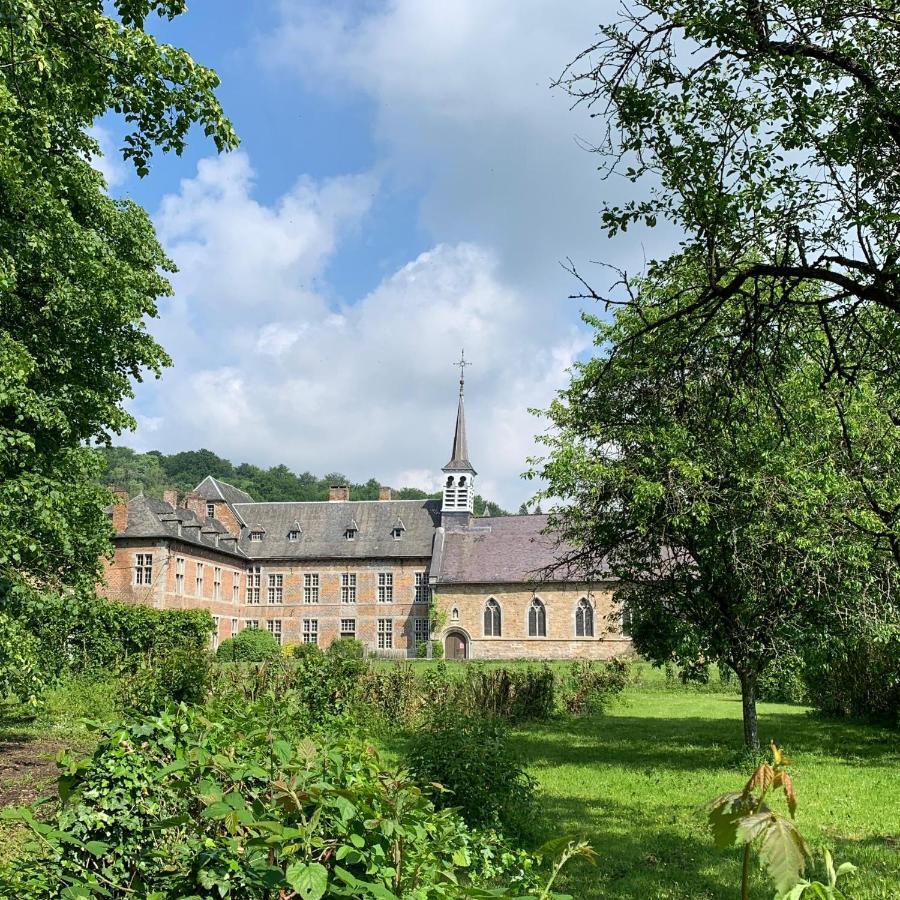 La Porterie De L'Abbaye De Marche Les Dames Namur Exterior foto